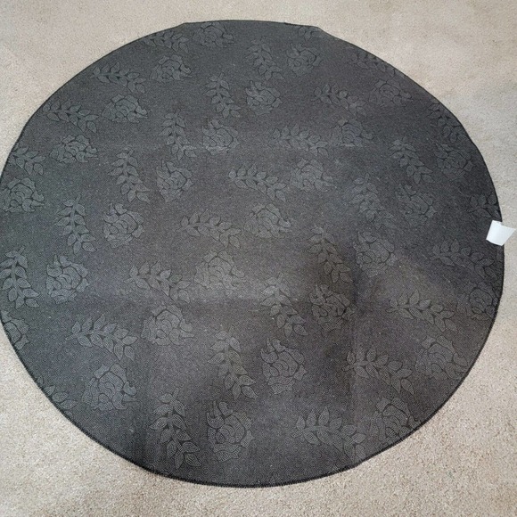 Magic Circle Design 47" Rug/Mat - Picture 6 of 8